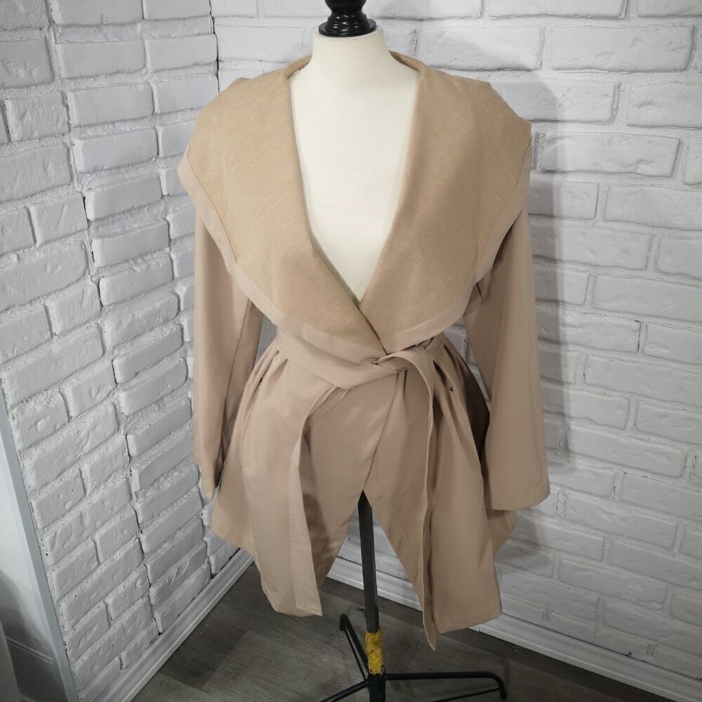 NWT Novelti Ladies Size XL Lt Tan Belted Wind & Water Repellant Hooded Coat